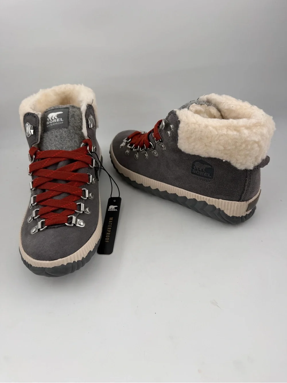 Sorel Women’s Out N About Plus Conquest -SZ 6- Grey Suede Winter Snow Boots